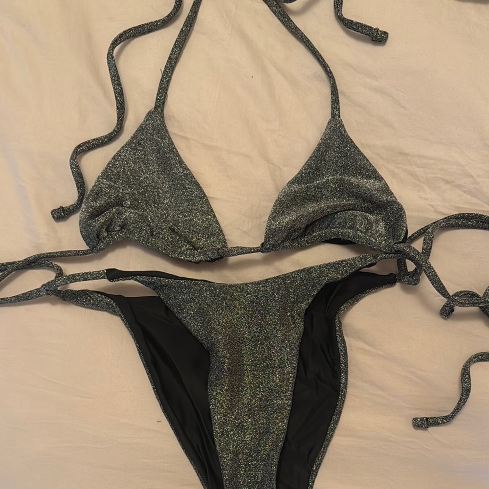 Shimmering Black Bikini Set